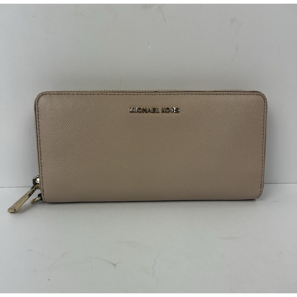 Michael Kors Women's Light Pink Leather Zip Wallet